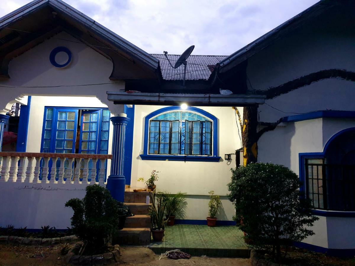 Traditional Filipino Transient House And Huts Near 100 Islands Wharf Alaminos Buitenkant foto